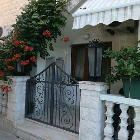 Romana 1 Tivat Dış mekan fotoğraf