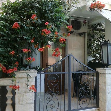 Romana 1 Tivat Dış mekan fotoğraf